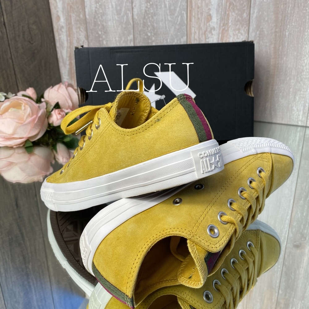 Converse Ctas Suede MariGold Low Top W AUTHENTIC - Picture 6 of 9